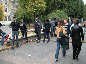 Police mit Rollerskates